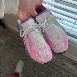 adidas Human Race NMD
Pharrell Holi Festival (Pink Glow)